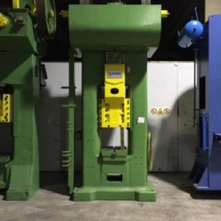 B200 DRIVE SCREW PRESS