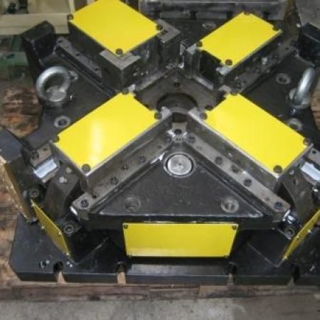 ATTREZZO ESTRUSORE GE2M